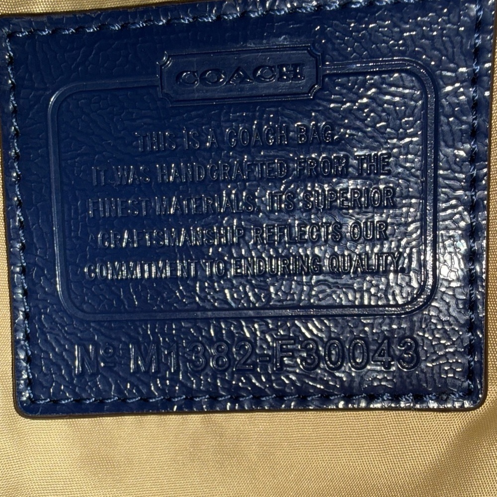 ⚓️ Coach Poppy Getaway Signature Nylon File Bag - RARE Limited Edition⚓️ 🌊 - Picture 4 of 4